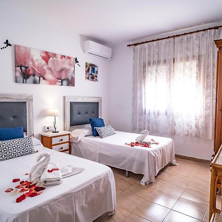 Villa Adelina En Turre, Almeria, Villa De Lujo Con Piscina Privada Cerca De Las Playas De Mojacar Exterior photo